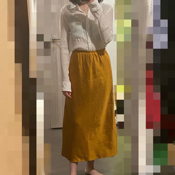 Club Monaco Longsleeve White Shirt - Picture 2 of 6